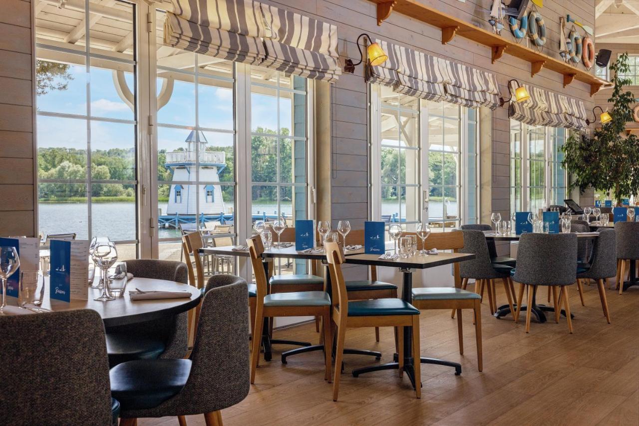 Center Parcs Le Lac D'Ailette Hotel Chamouille Exterior photo