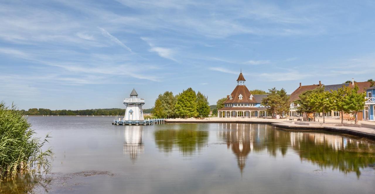 Center Parcs Le Lac D'Ailette Hotel Chamouille Exterior photo