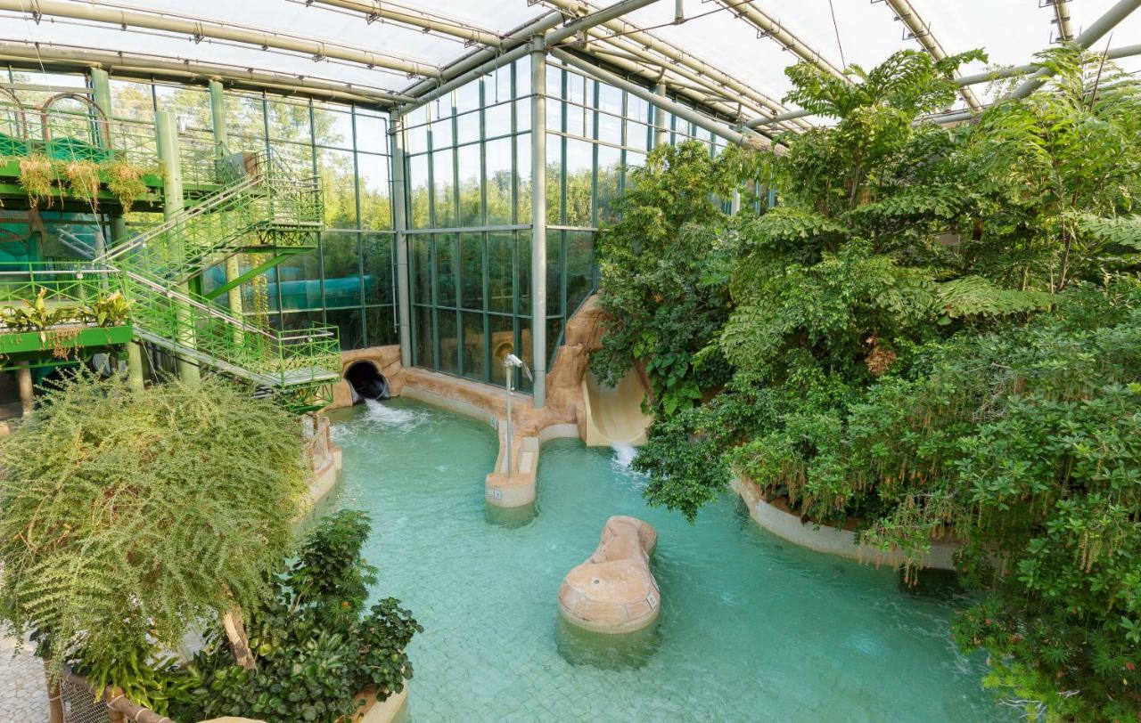 Center Parcs Le Lac D'Ailette Hotel Chamouille Exterior photo